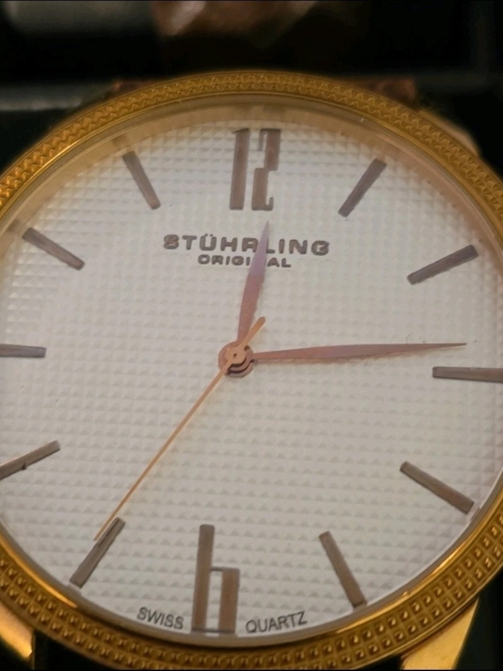 Mens Stuhrling Original Gold Tone White Dial Wall Accent
